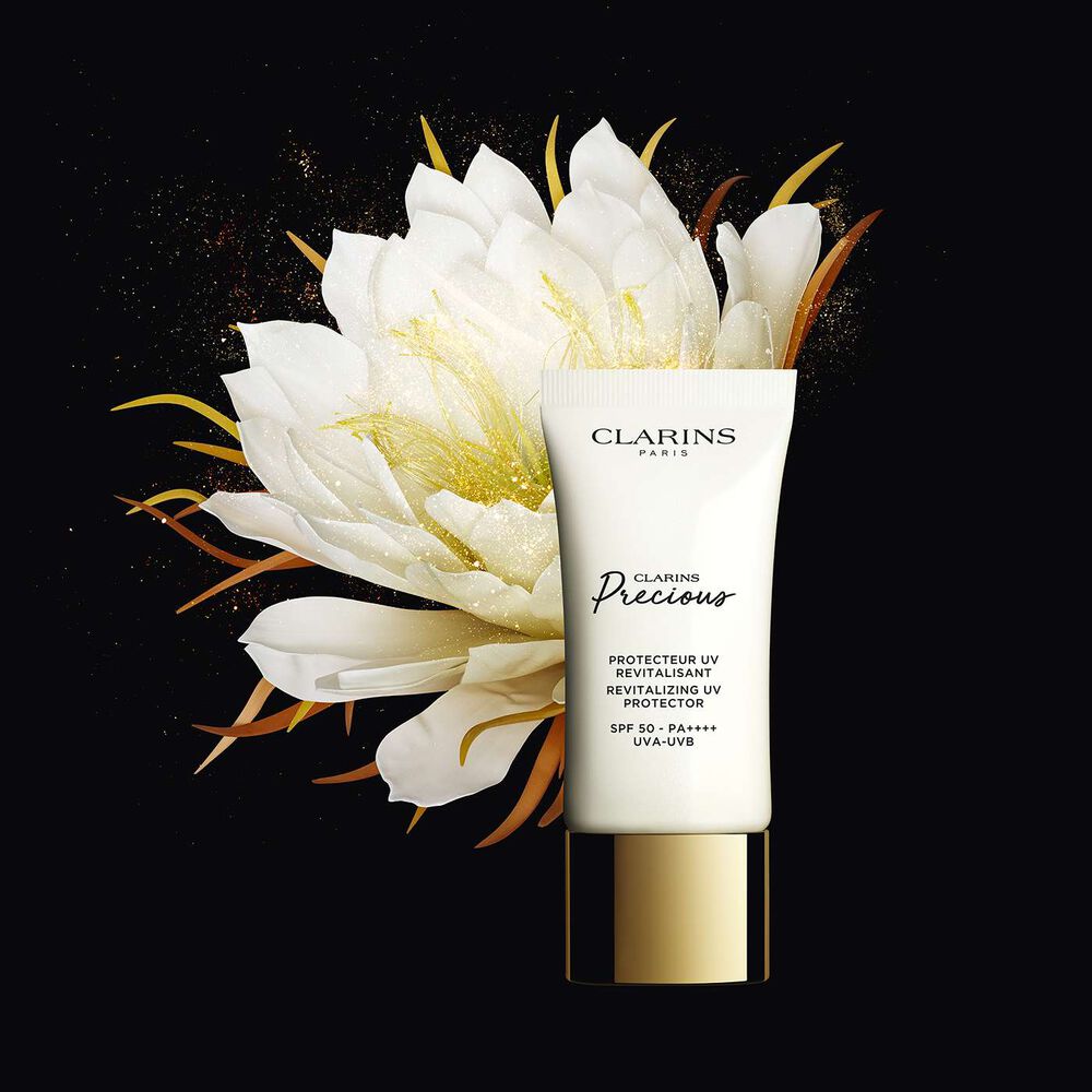 至臻凝時防護隔離霜SPF50/PA++++